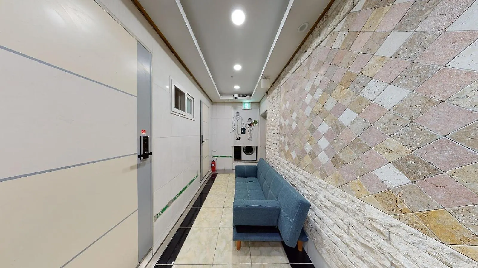 Open House Apgujeong-Rodeo ,Cony Hotel Seoul 2*,  South Korea